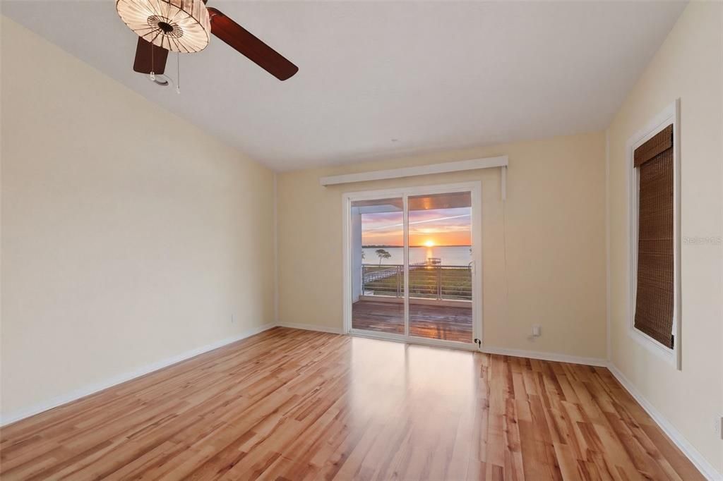 Activo con contrato: $2,200,000 (4 camas, 4 baños, 3390 Pies cuadrados)