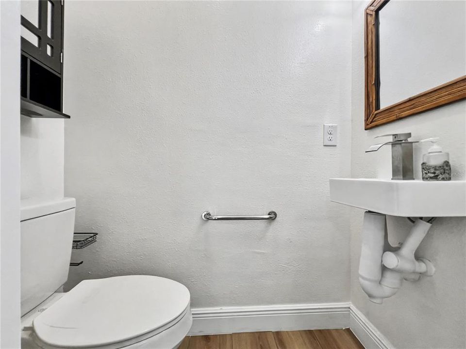 En Venta: $530,000 (4 camas, 2 baños, 1878 Pies cuadrados)