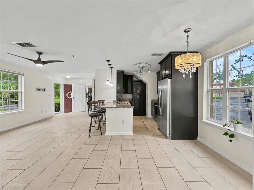 En Venta: $530,000 (4 camas, 2 baños, 1878 Pies cuadrados)