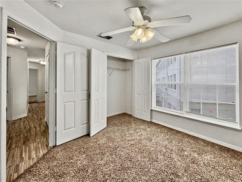 En Venta: $530,000 (4 camas, 2 baños, 1878 Pies cuadrados)