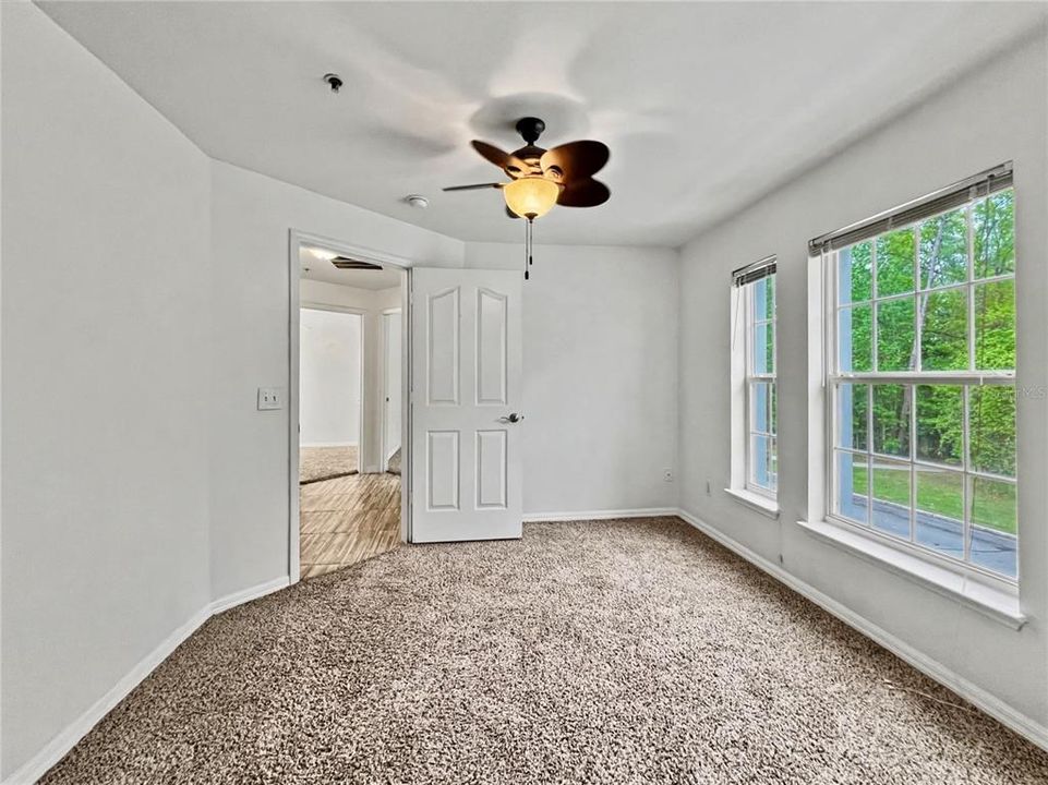 En Venta: $530,000 (4 camas, 2 baños, 1878 Pies cuadrados)