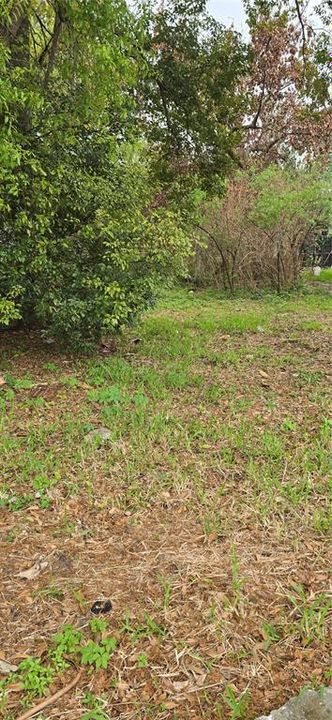 На продажу: $38,000 (0.17 acres)