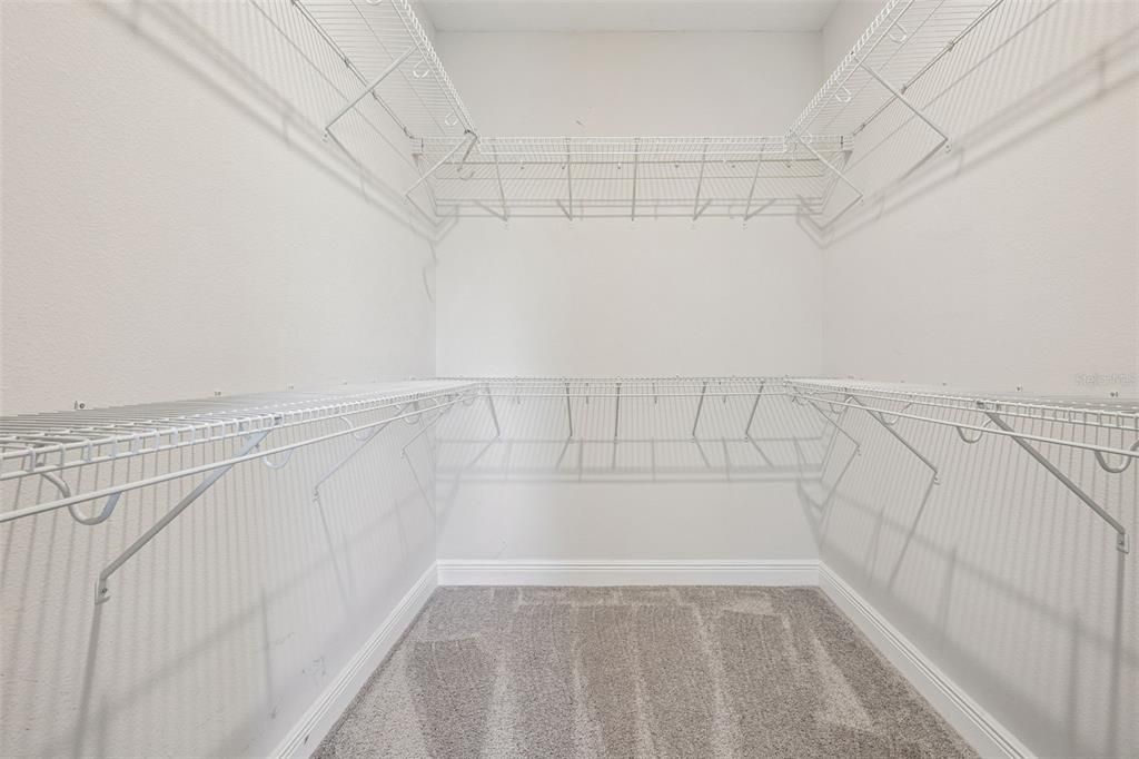For Sale: $410,000 (4 beds, 2 baths, 2162 Square Feet)