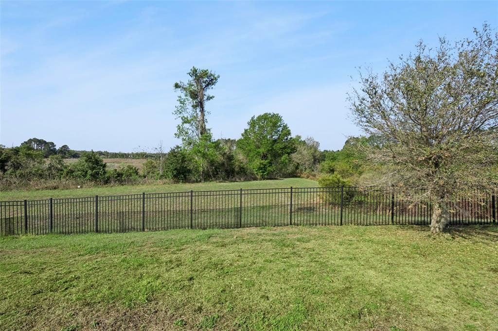 For Sale: $410,000 (4 beds, 2 baths, 2162 Square Feet)