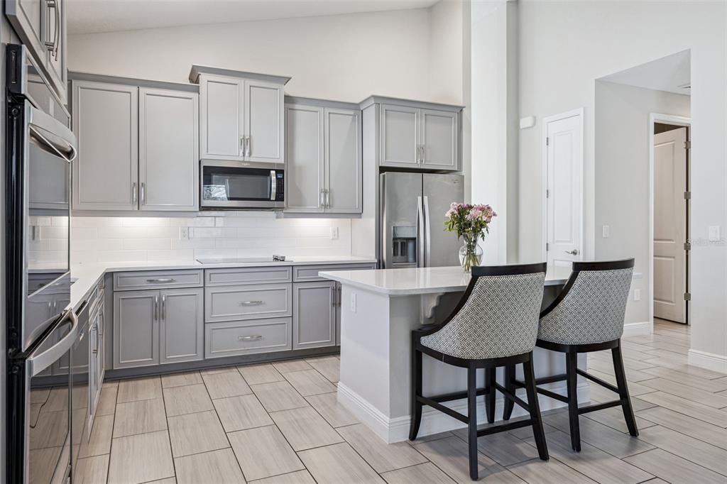 For Sale: $410,000 (4 beds, 2 baths, 2162 Square Feet)