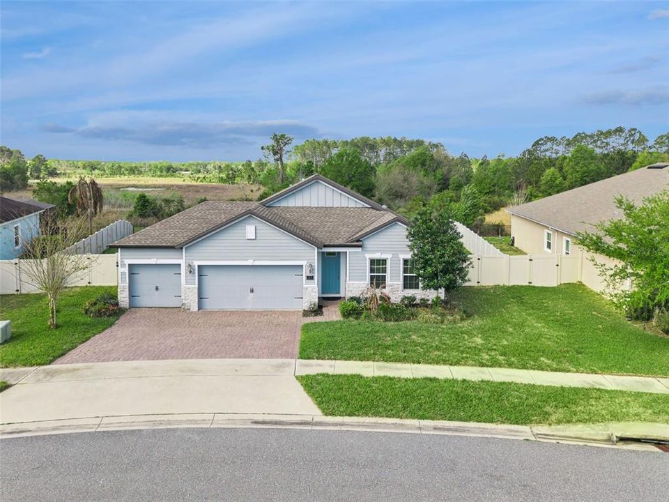 For Sale: $410,000 (4 beds, 2 baths, 2162 Square Feet)