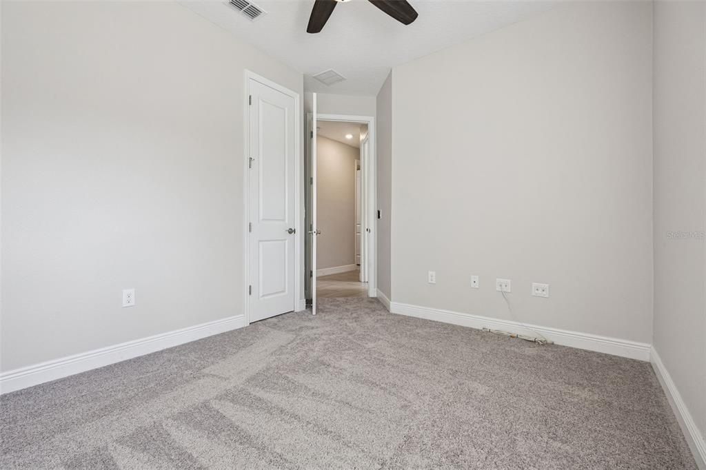 For Sale: $410,000 (4 beds, 2 baths, 2162 Square Feet)