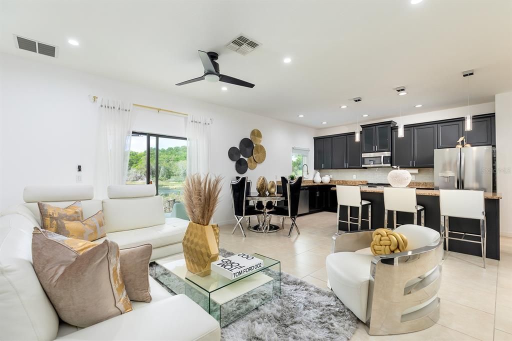 En Venta: $465,000 (4 camas, 2 baños, 2464 Pies cuadrados)