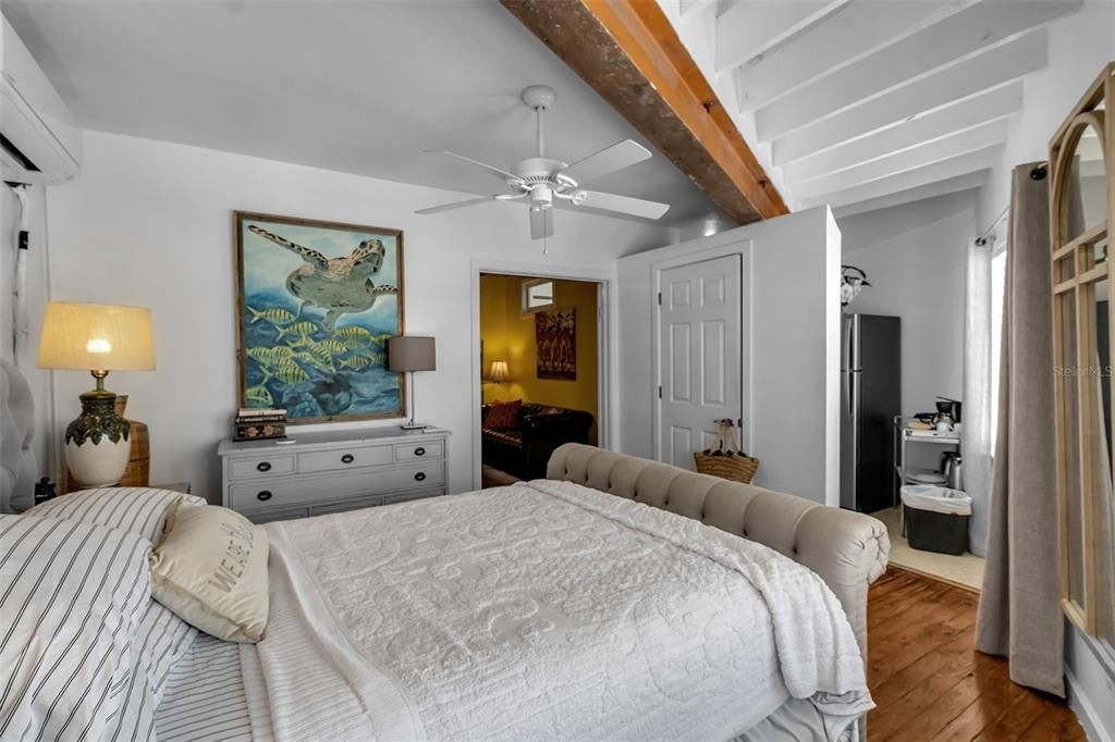 For Sale: $8,500,000 (10 beds, 0 baths, 13762 Square Feet)