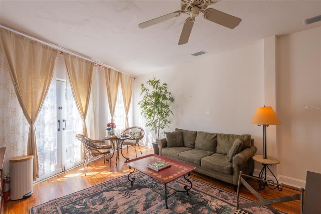 For Sale: $8,500,000 (10 beds, 0 baths, 13762 Square Feet)