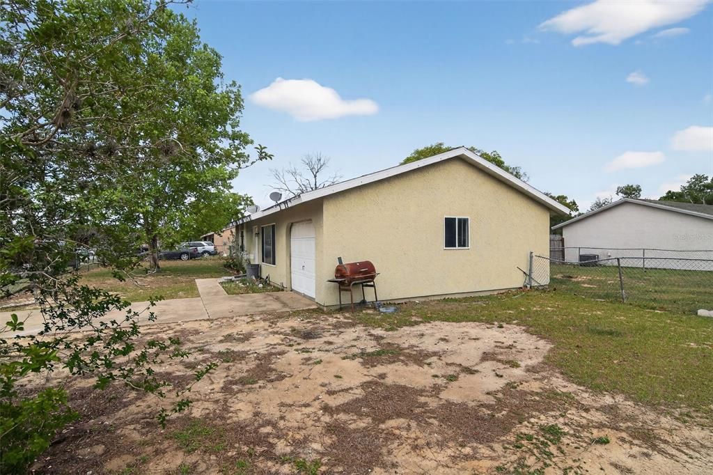En Venta: $159,000 (2 camas, 1 baños, 900 Pies cuadrados)
