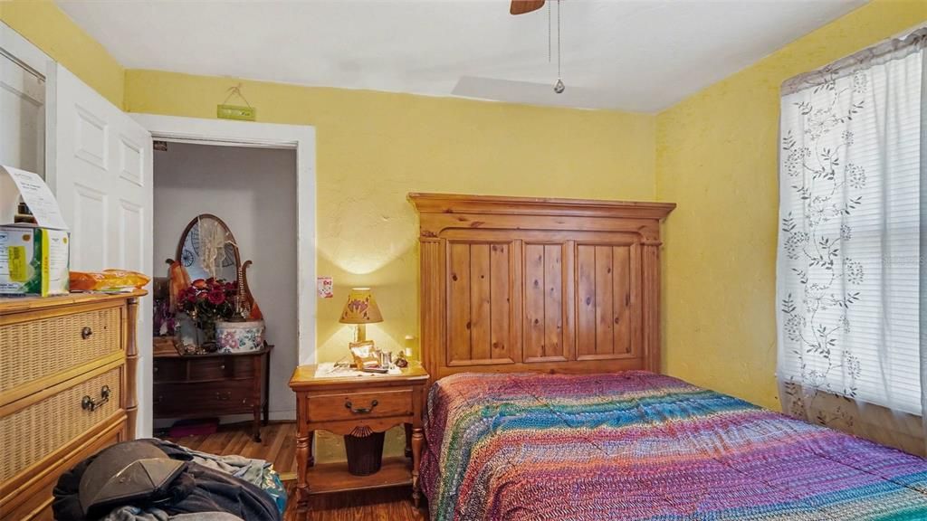 На продажу: $189,000 (3 спален, 2 ванн, 1646 Квадратных фут)