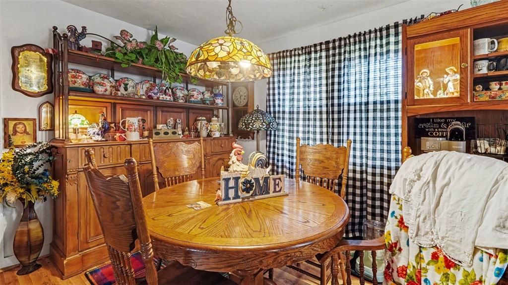 На продажу: $189,000 (3 спален, 2 ванн, 1646 Квадратных фут)
