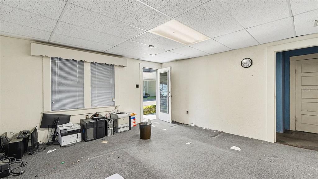 For Sale: $399,000 (0 beds, 0 baths, 1520 Square Feet)