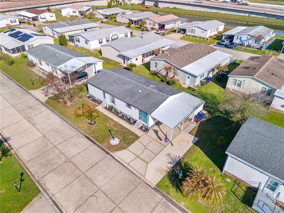 For Sale: $200,000 (2 beds, 2 baths, 1269 Square Feet)
