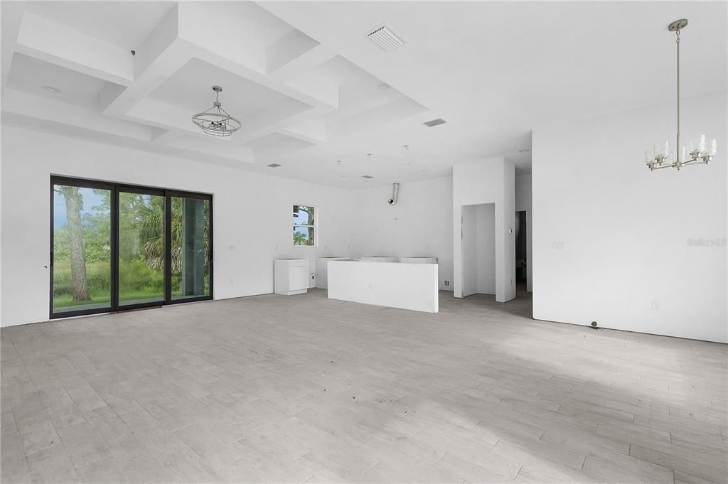 Под контрактом: $249,900 (3 спален, 2 ванн, 1686 Квадратных фут)