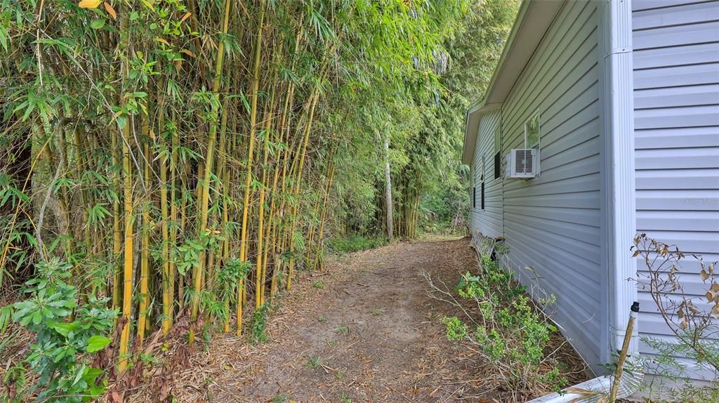 For Sale: $289,000 (2 beds, 2 baths, 1254 Square Feet)