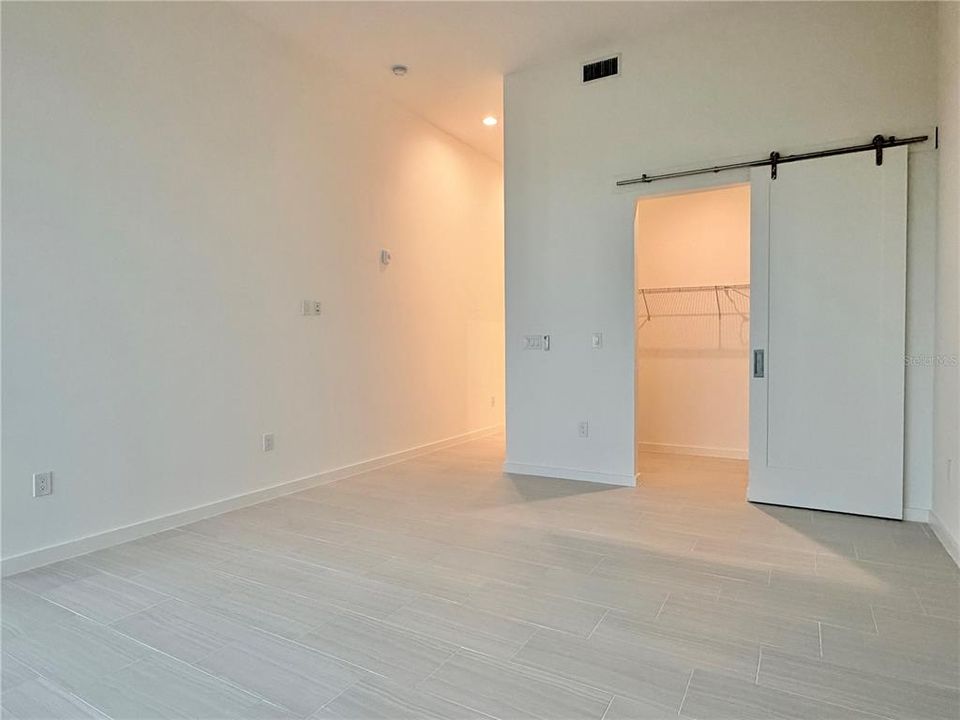 En Renta: $8,500 (3 camas, 3 baños, 2545 Pies cuadrados)