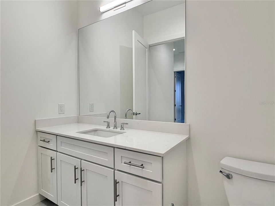 En Renta: $8,500 (3 camas, 3 baños, 2545 Pies cuadrados)