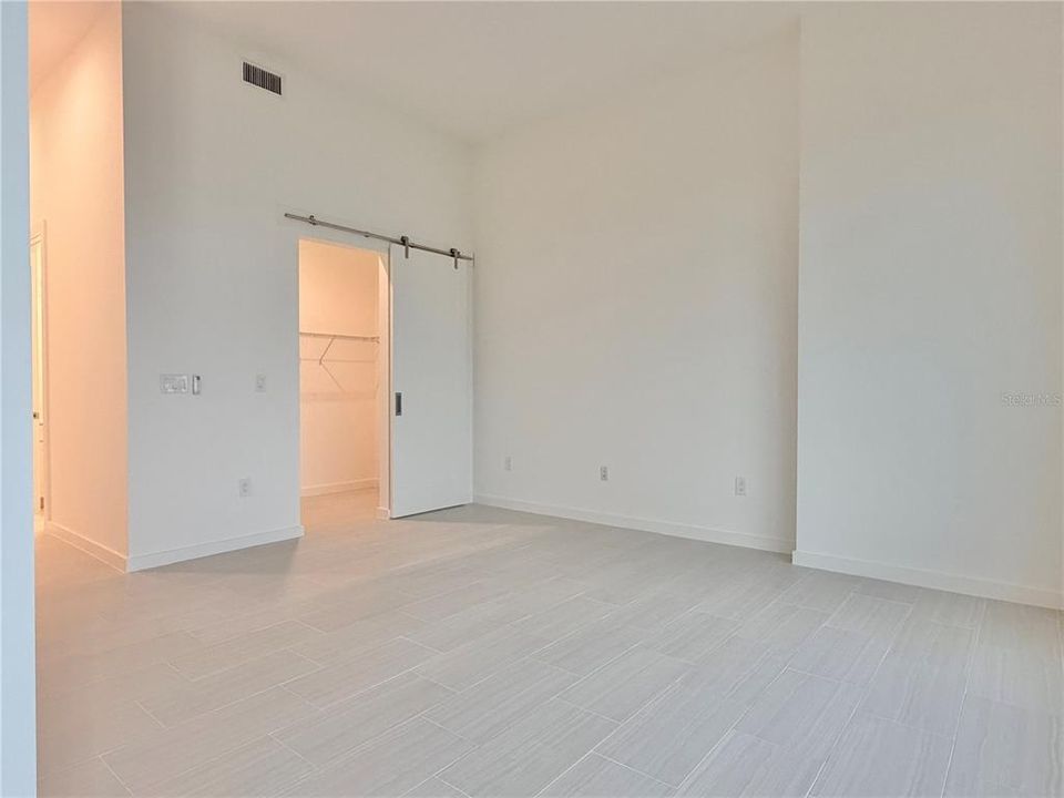 En Renta: $8,500 (3 camas, 3 baños, 2545 Pies cuadrados)