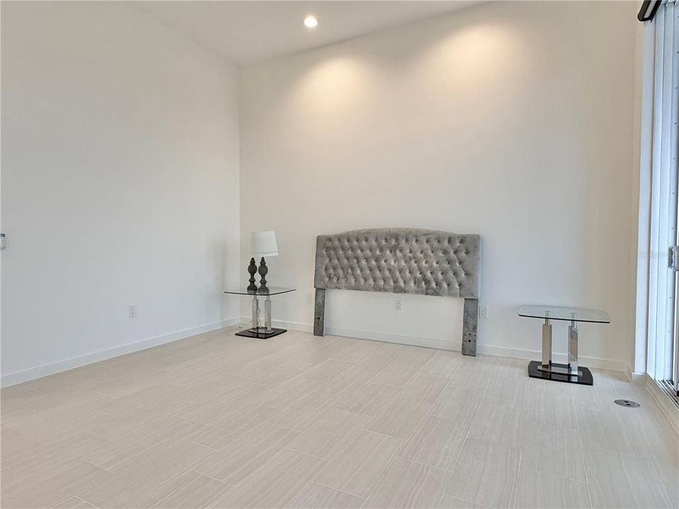 En Renta: $8,500 (3 camas, 3 baños, 2545 Pies cuadrados)