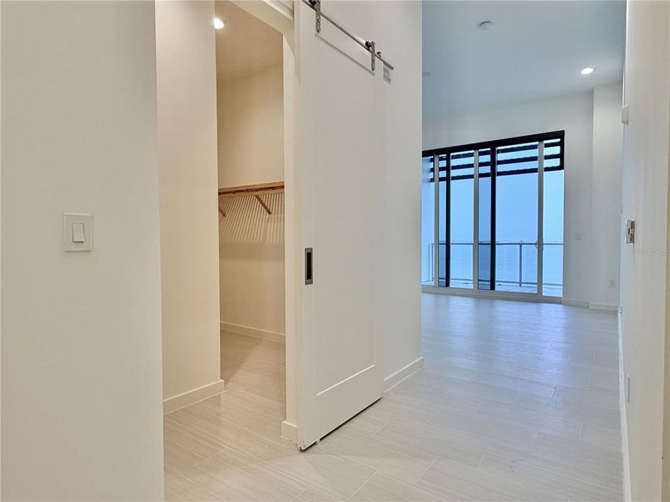 En Renta: $8,500 (3 camas, 3 baños, 2545 Pies cuadrados)