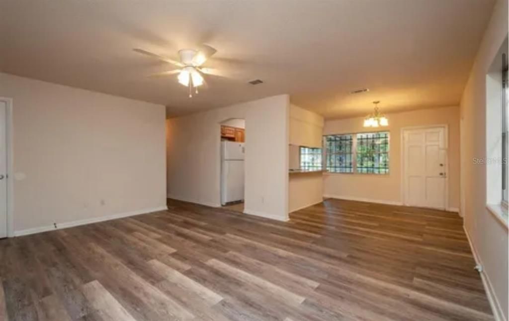 На продажу: $229,000 (3 спален, 2 ванн, 1170 Квадратных фут)