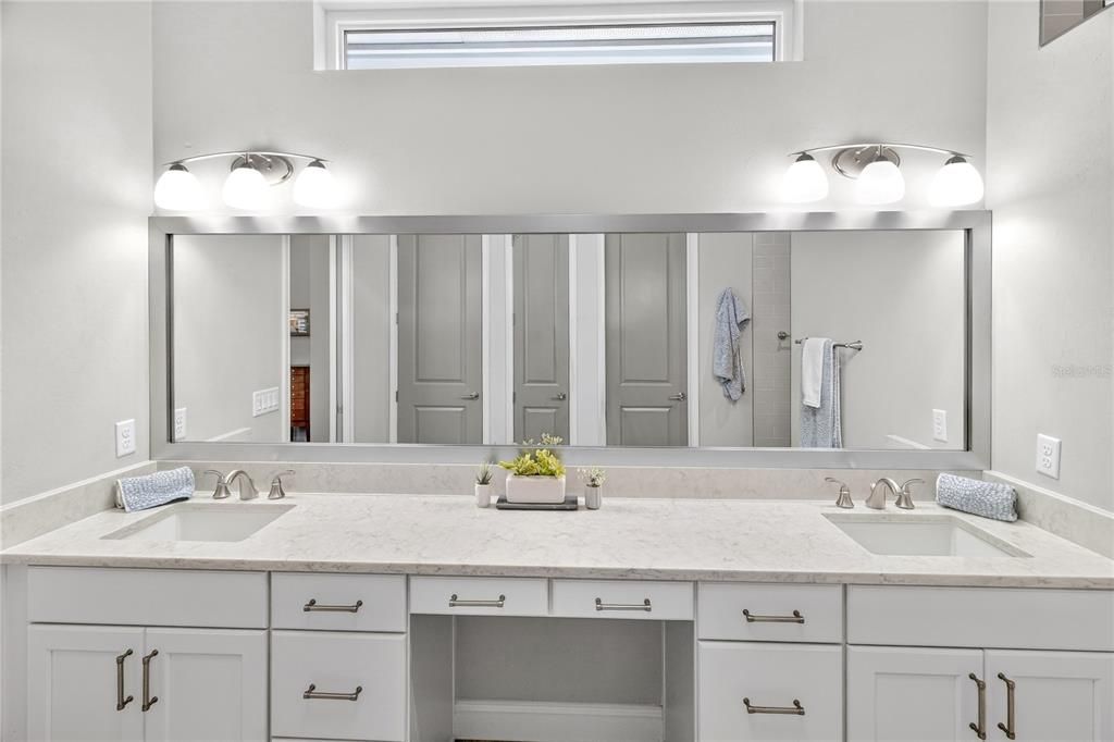 На продажу: $782,500 (4 спален, 3 ванн, 2684 Квадратных фут)