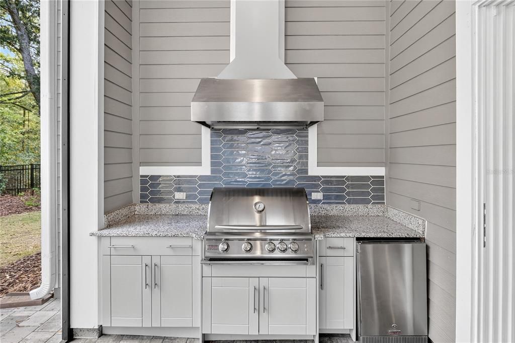 На продажу: $782,500 (4 спален, 3 ванн, 2684 Квадратных фут)