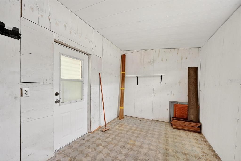 На продажу: $149,900 (3 спален, 2 ванн, 1320 Квадратных фут)