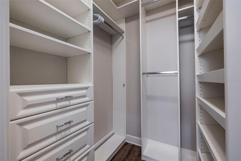 На продажу: $660,000 (4 спален, 2 ванн, 1920 Квадратных фут)