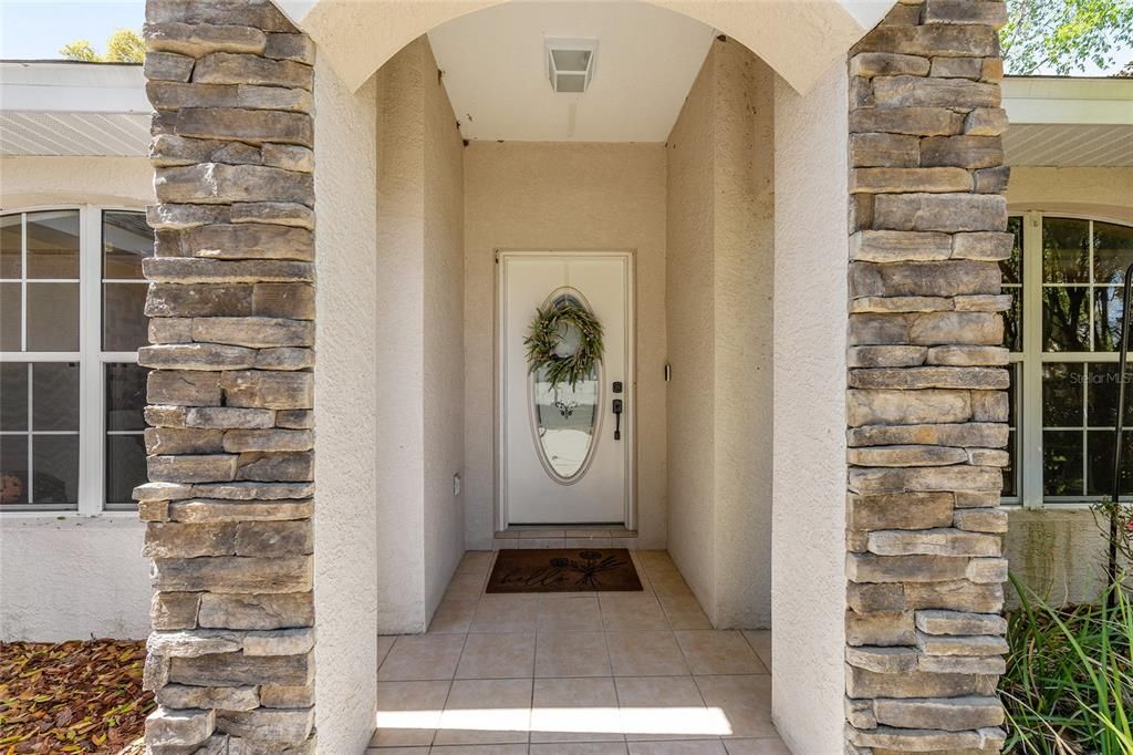 На продажу: $405,000 (3 спален, 2 ванн, 2300 Квадратных фут)