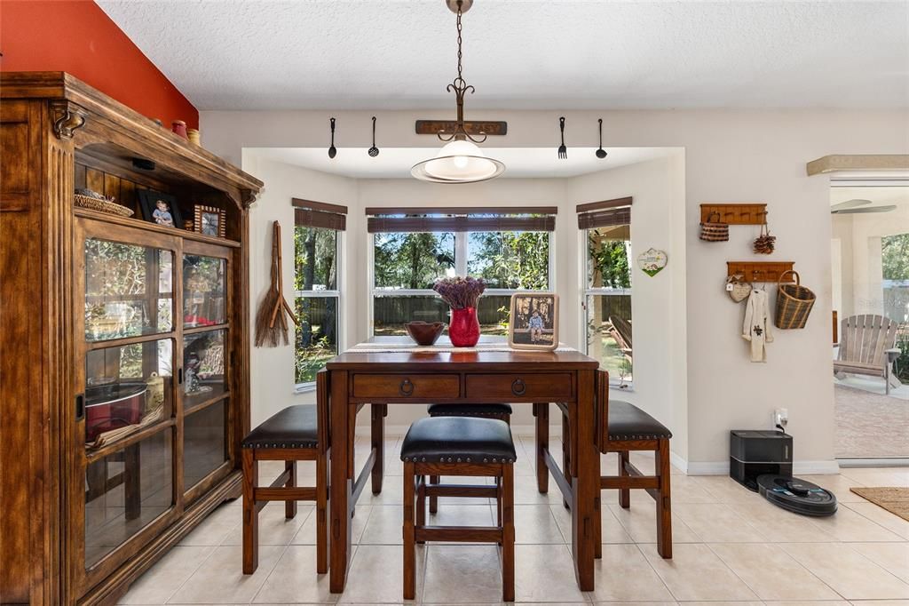 На продажу: $405,000 (3 спален, 2 ванн, 2300 Квадратных фут)