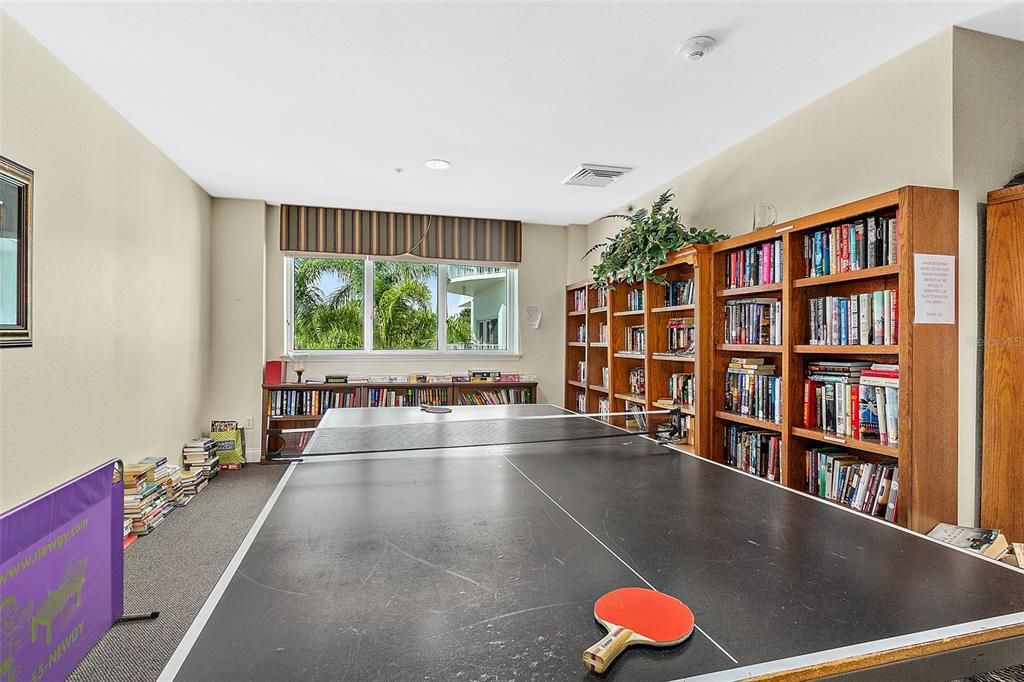 En Venta: $950,000 (3 camas, 3 baños, 2480 Pies cuadrados)