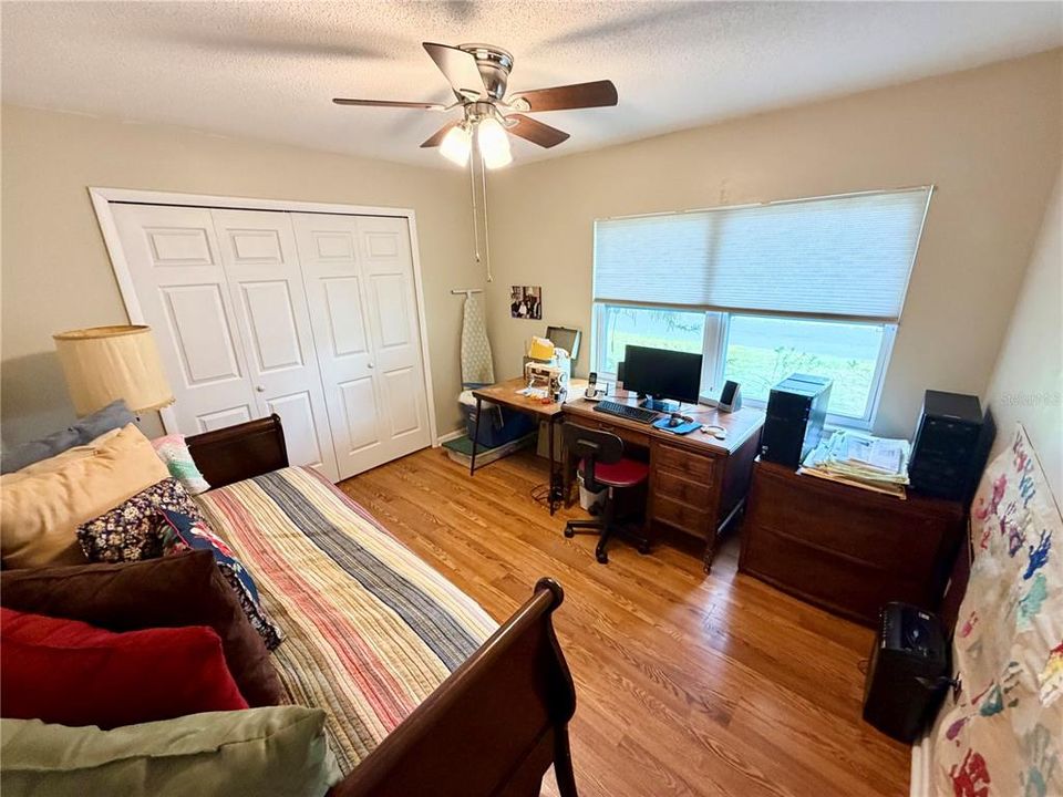 For Sale: $160,000 (2 beds, 2 baths, 1176 Square Feet)