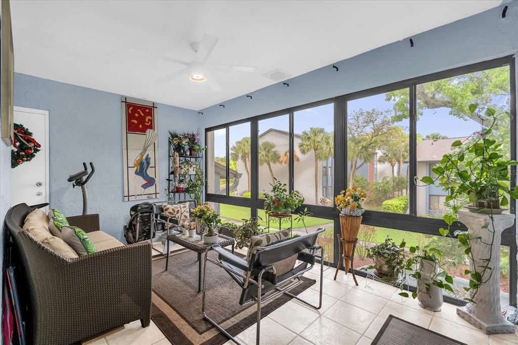 Activo con contrato: $230,000 (3 camas, 2 baños, 1473 Pies cuadrados)