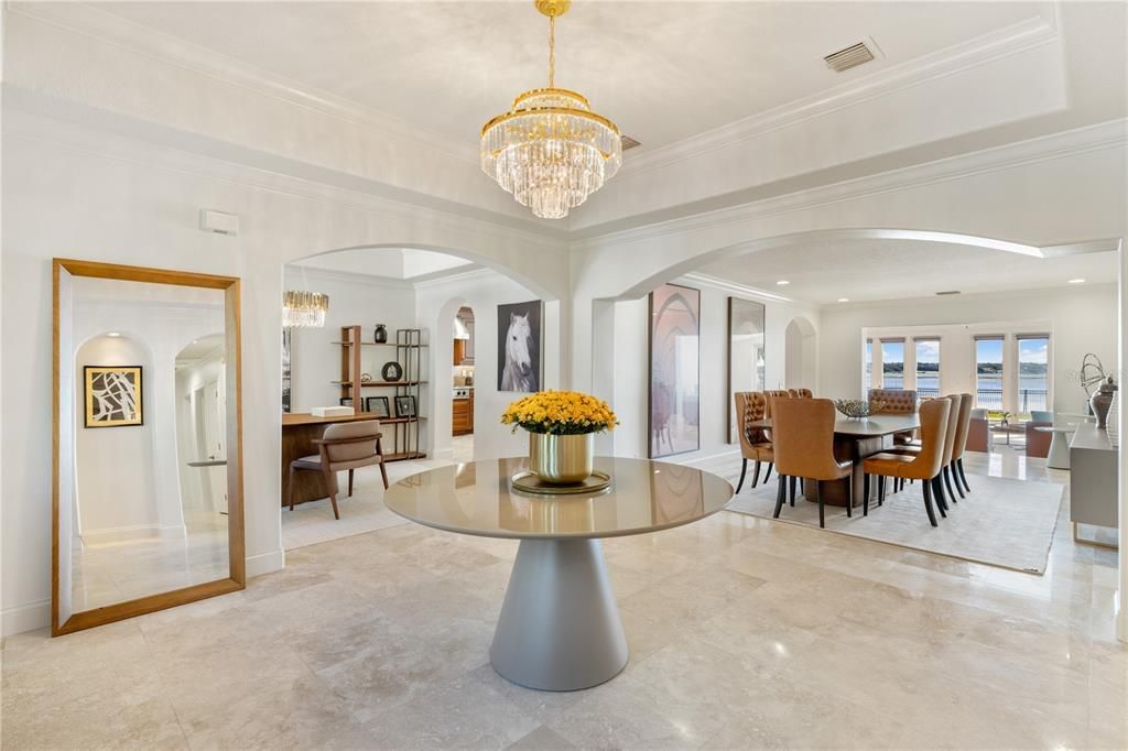 En Venta: $2,450,000 (4 camas, 3 baños, 3975 Pies cuadrados)