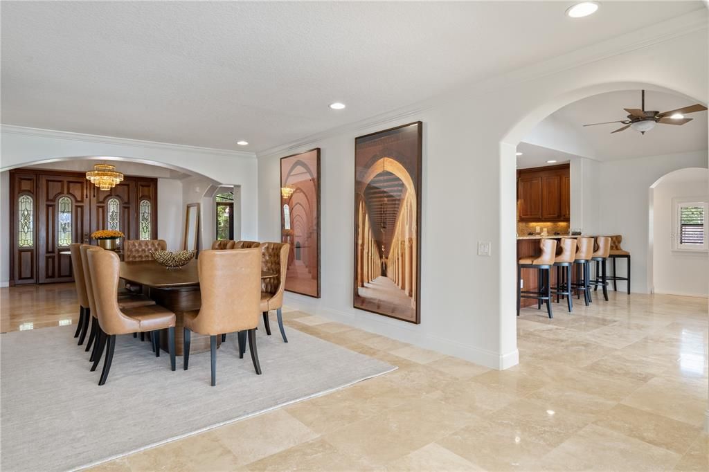 En Venta: $2,450,000 (4 camas, 3 baños, 3975 Pies cuadrados)