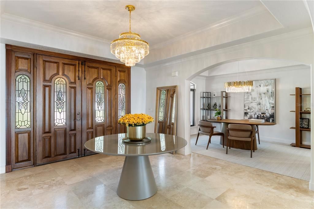En Venta: $2,450,000 (4 camas, 3 baños, 3975 Pies cuadrados)