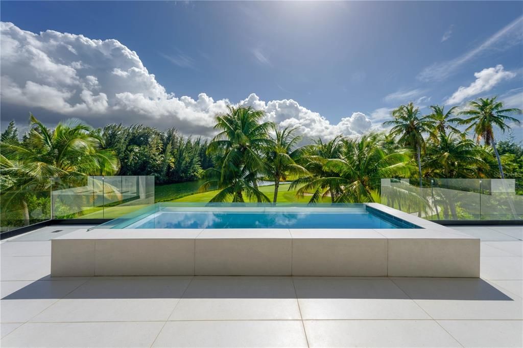 En Venta: $13,500,000 (6 camas, 8 baños, 10677 Pies cuadrados)