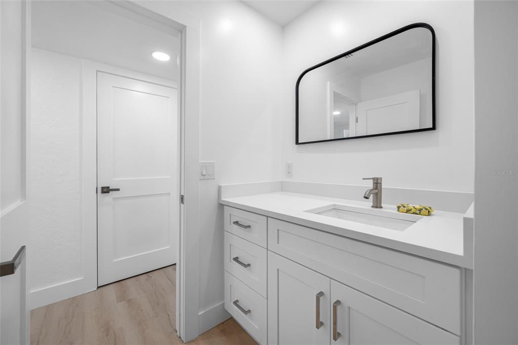 В аренду: $3,900 (3 спален, 2 ванн, 1454 Квадратных фут)