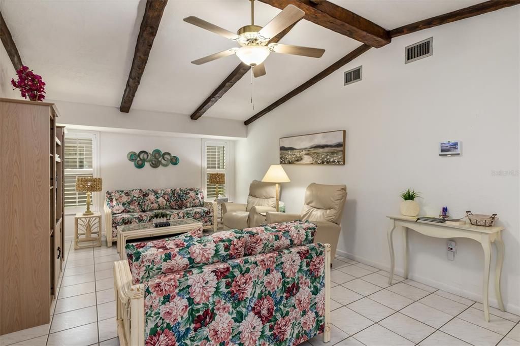 En Renta: $6,000 (3 camas, 2 baños, 1908 Pies cuadrados)