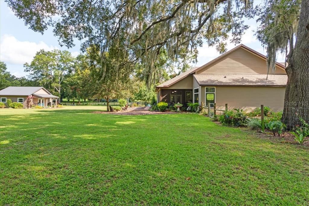 Active With Contract: $930,000 (4 beds, 3 baths, 3178 Square Feet)