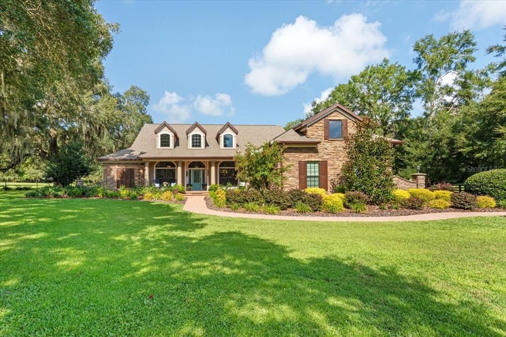 Active With Contract: $930,000 (4 beds, 3 baths, 3178 Square Feet)