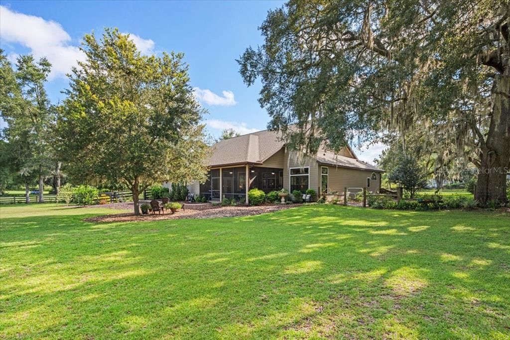 Active With Contract: $930,000 (4 beds, 3 baths, 3178 Square Feet)