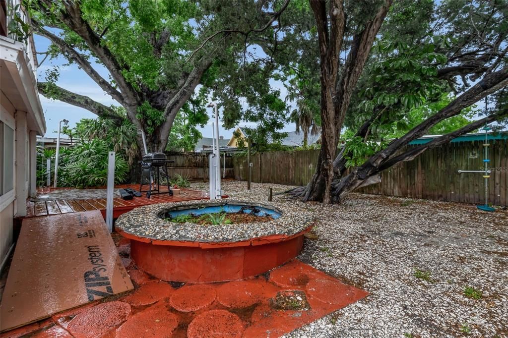 Activo con contrato: $489,000 (5 camas, 0 baños, 1272 Pies cuadrados)