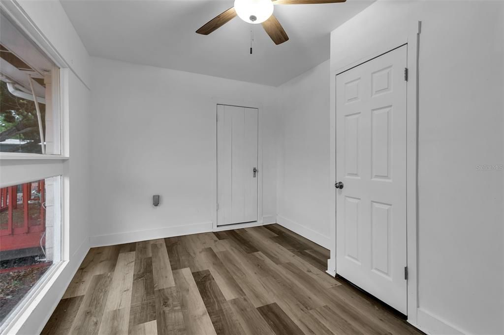 Activo con contrato: $489,000 (5 camas, 0 baños, 1272 Pies cuadrados)