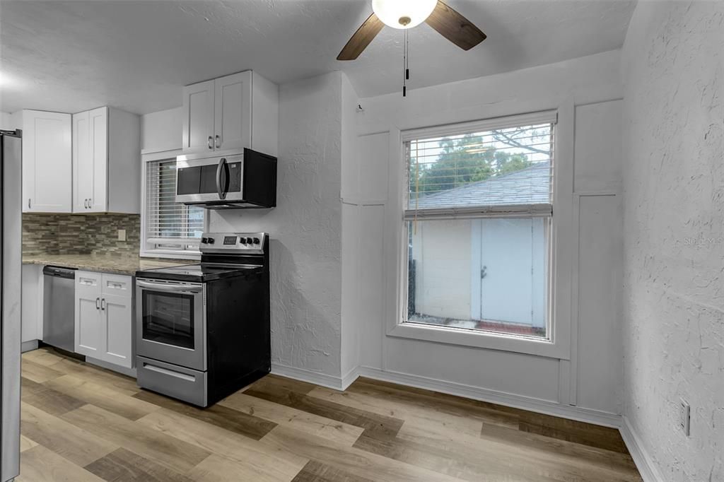 Activo con contrato: $489,000 (5 camas, 0 baños, 1272 Pies cuadrados)