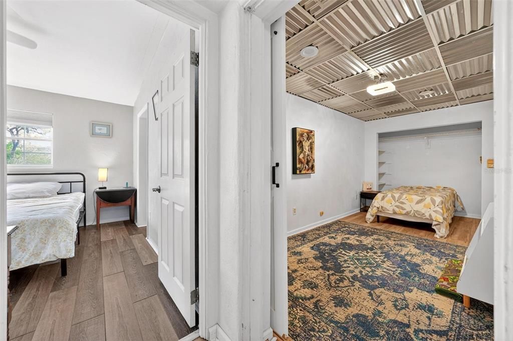 Под контрактом: $299,999 (3 спален, 2 ванн, 1410 Квадратных фут)