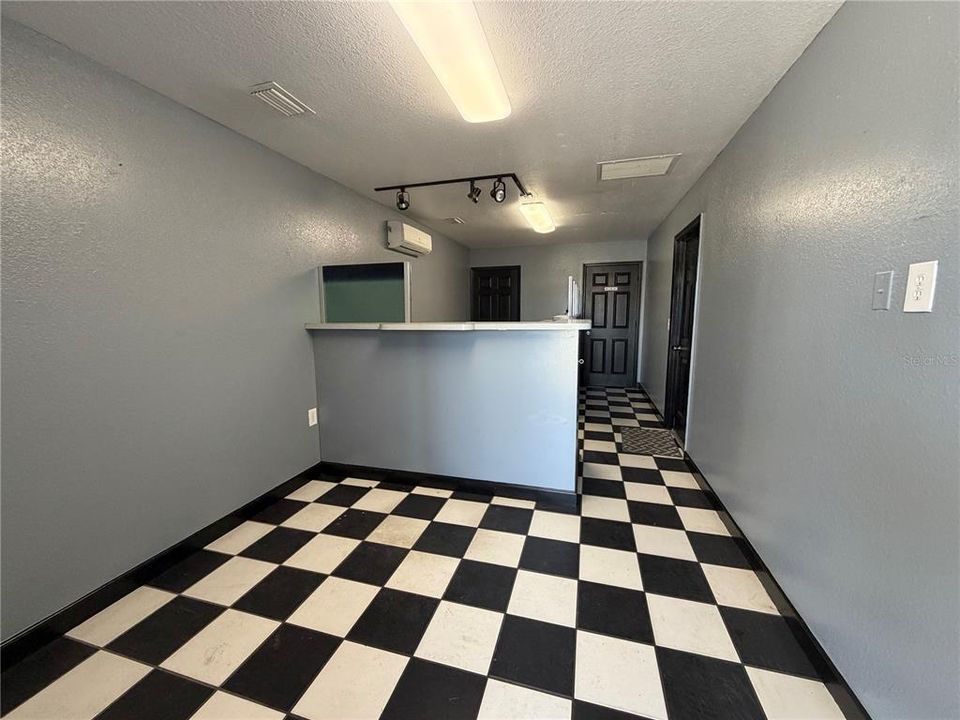 待售: $330,000 (0 贝兹, 0 浴室, 0 平方英尺)